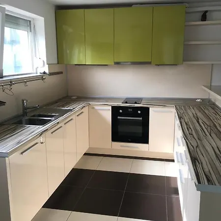 Apartment Aпартамент Лилия Primorsko